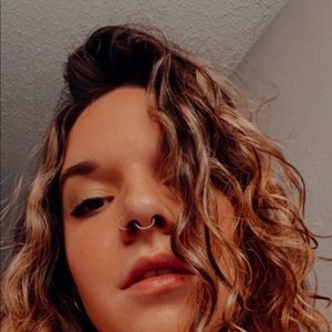 Meet your Posher, Twiggy